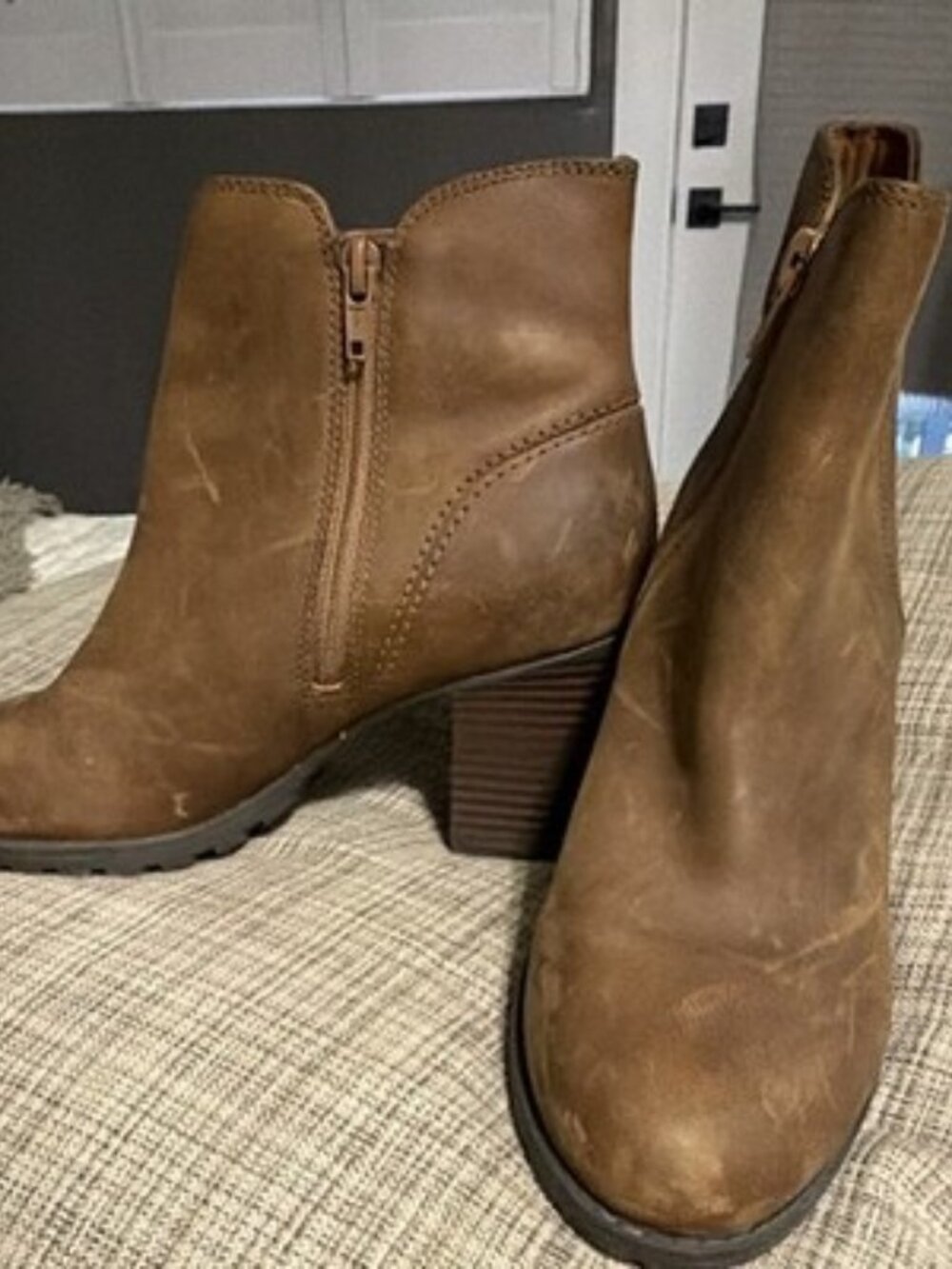 Clarks Verona Trish Brown Leather Ankle Boots Block Heel Zip Round Toe Women 8